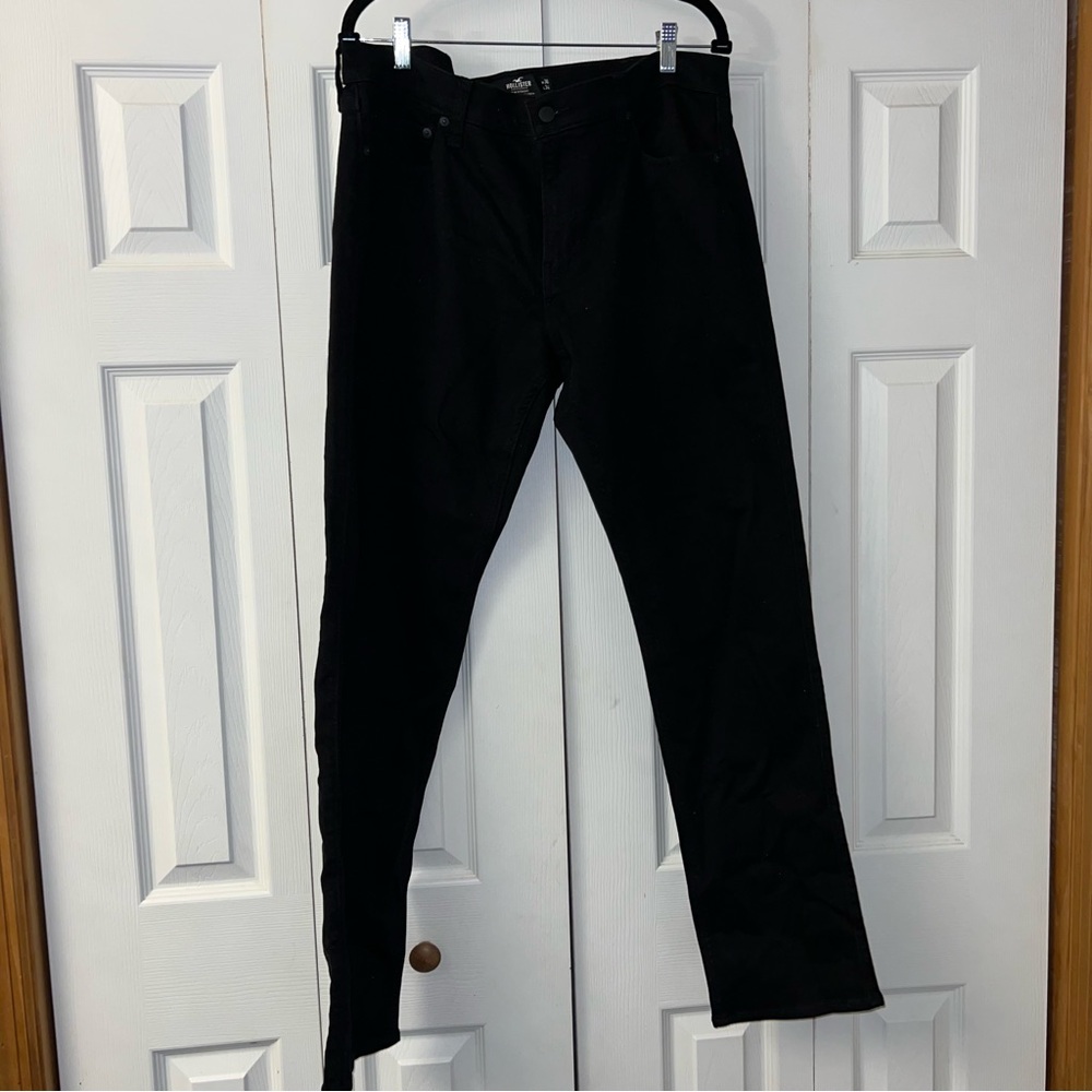 Hollister Slim Straight Black Jeans